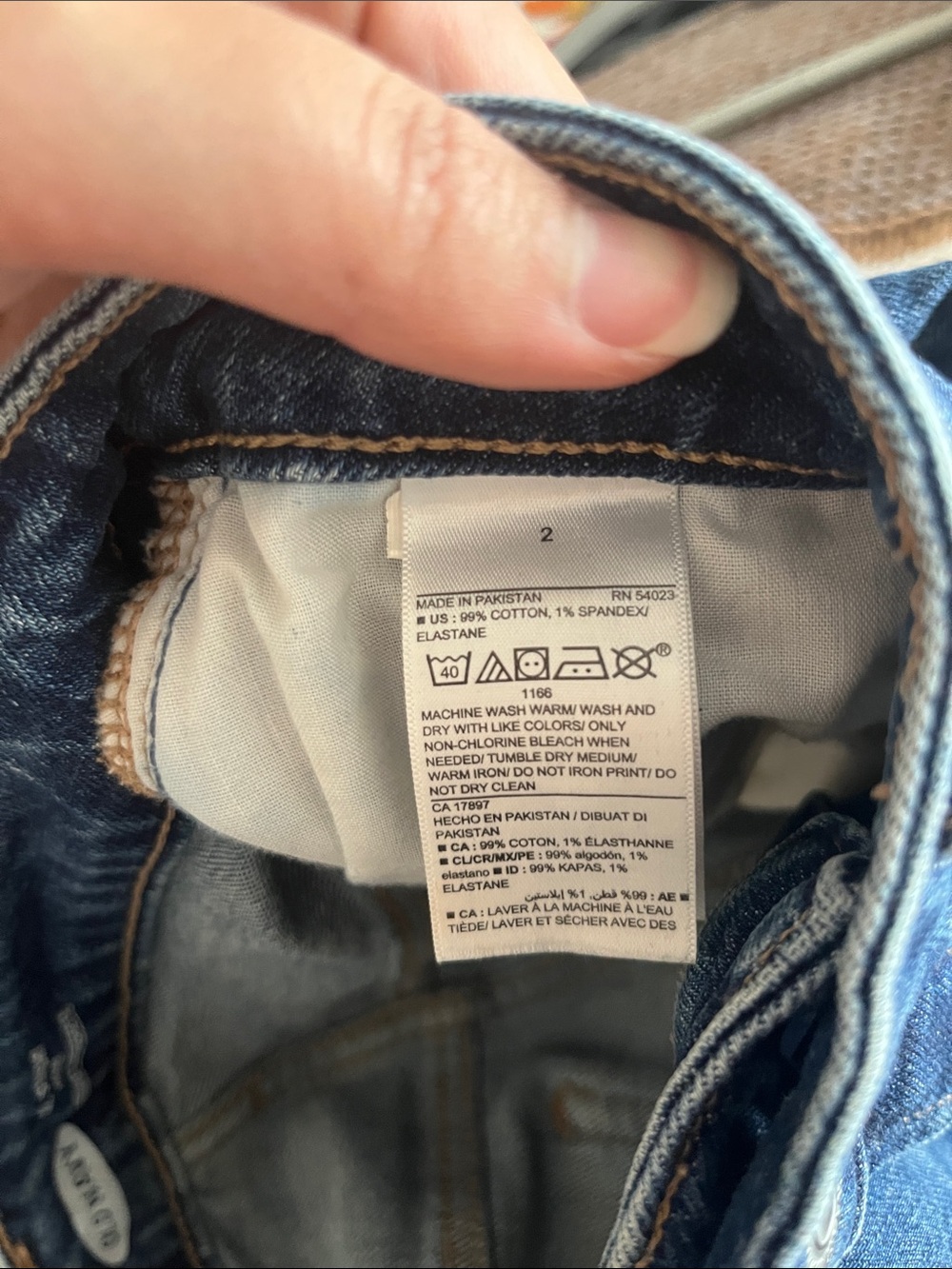 Old Navy Straight-Leg Dark Wash Jeans - Picture 4 of 7